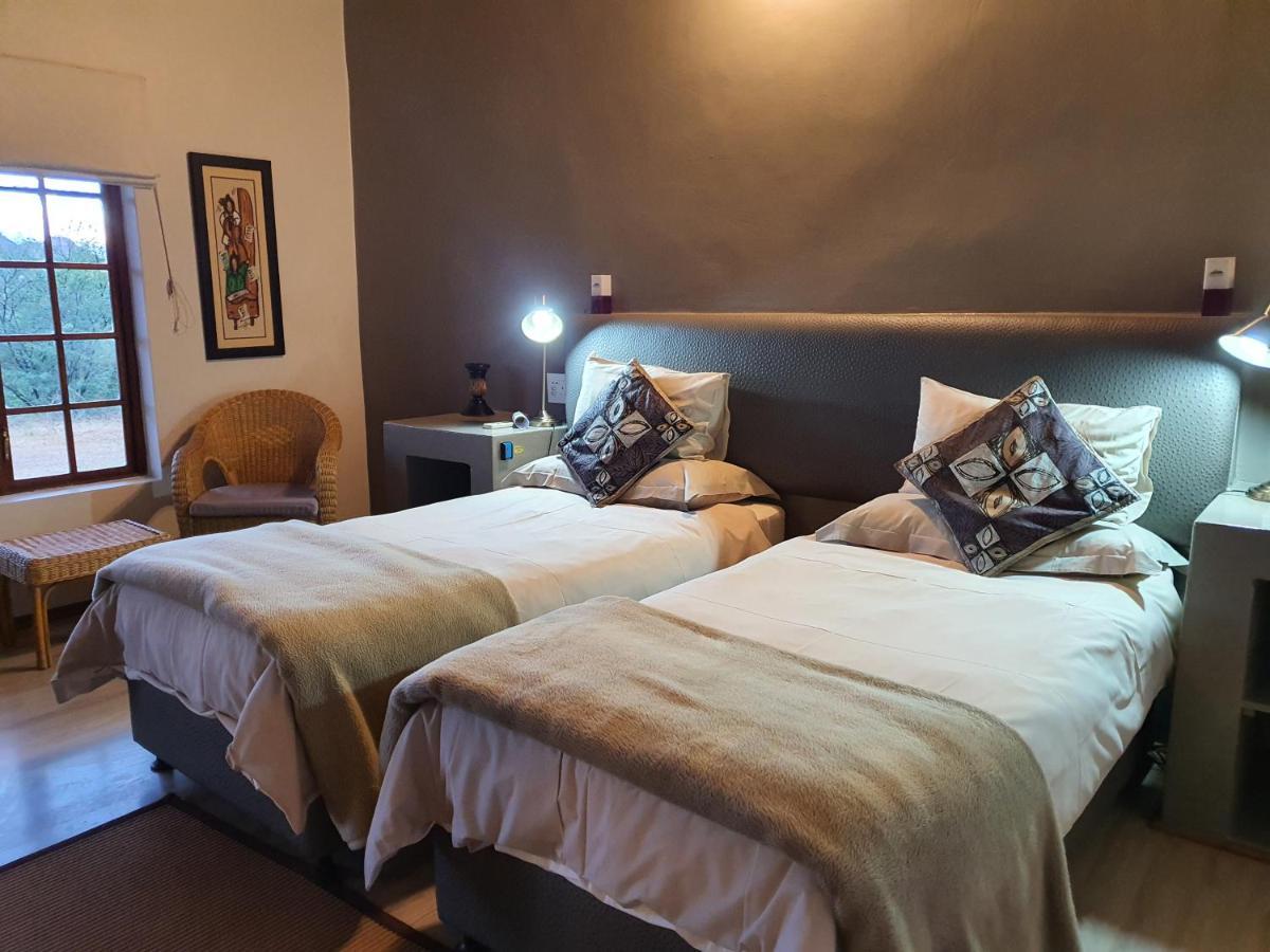 Thabile Lodge Oudtshoorn Exterior photo