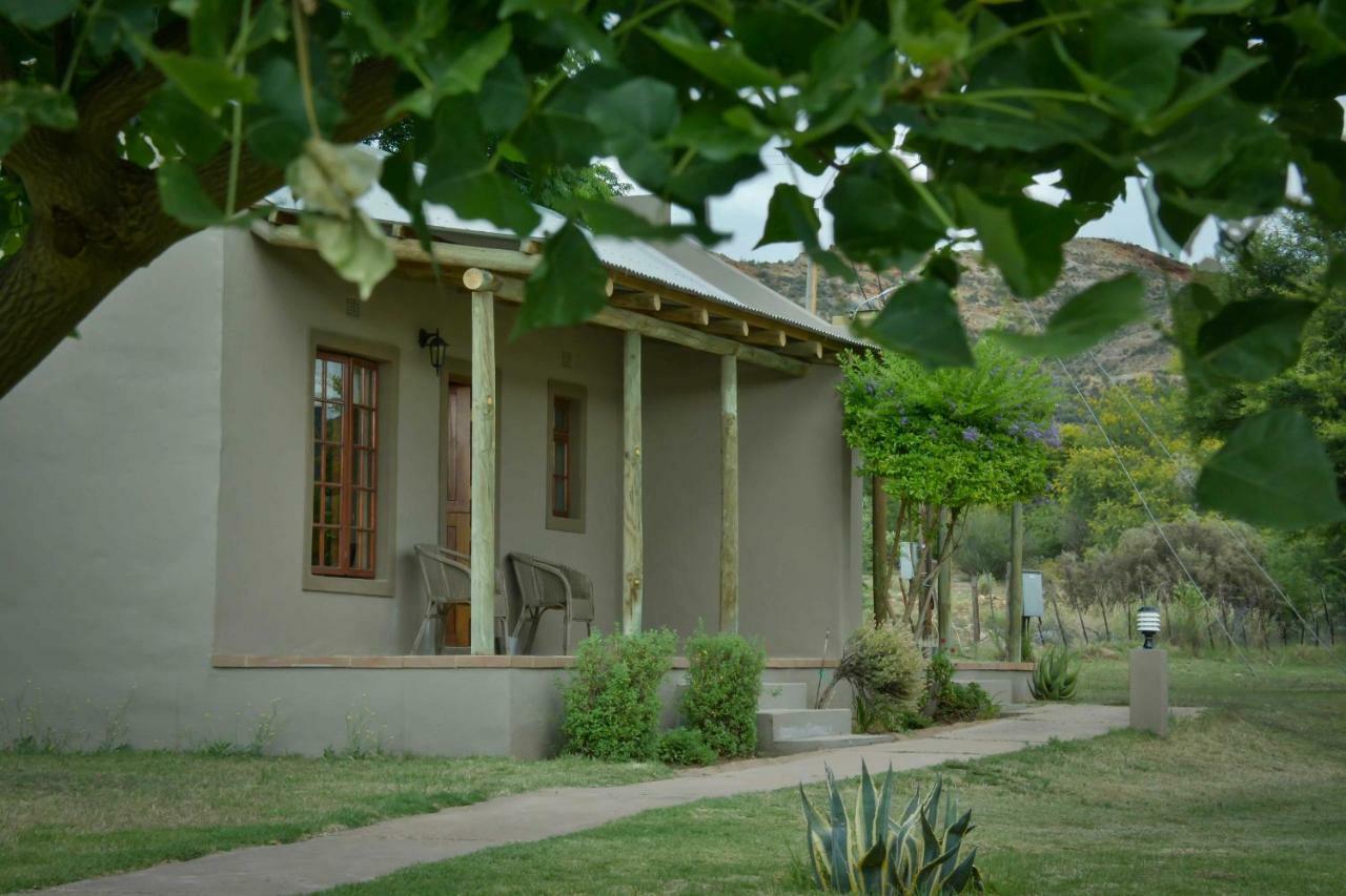 Thabile Lodge Oudtshoorn Exterior photo